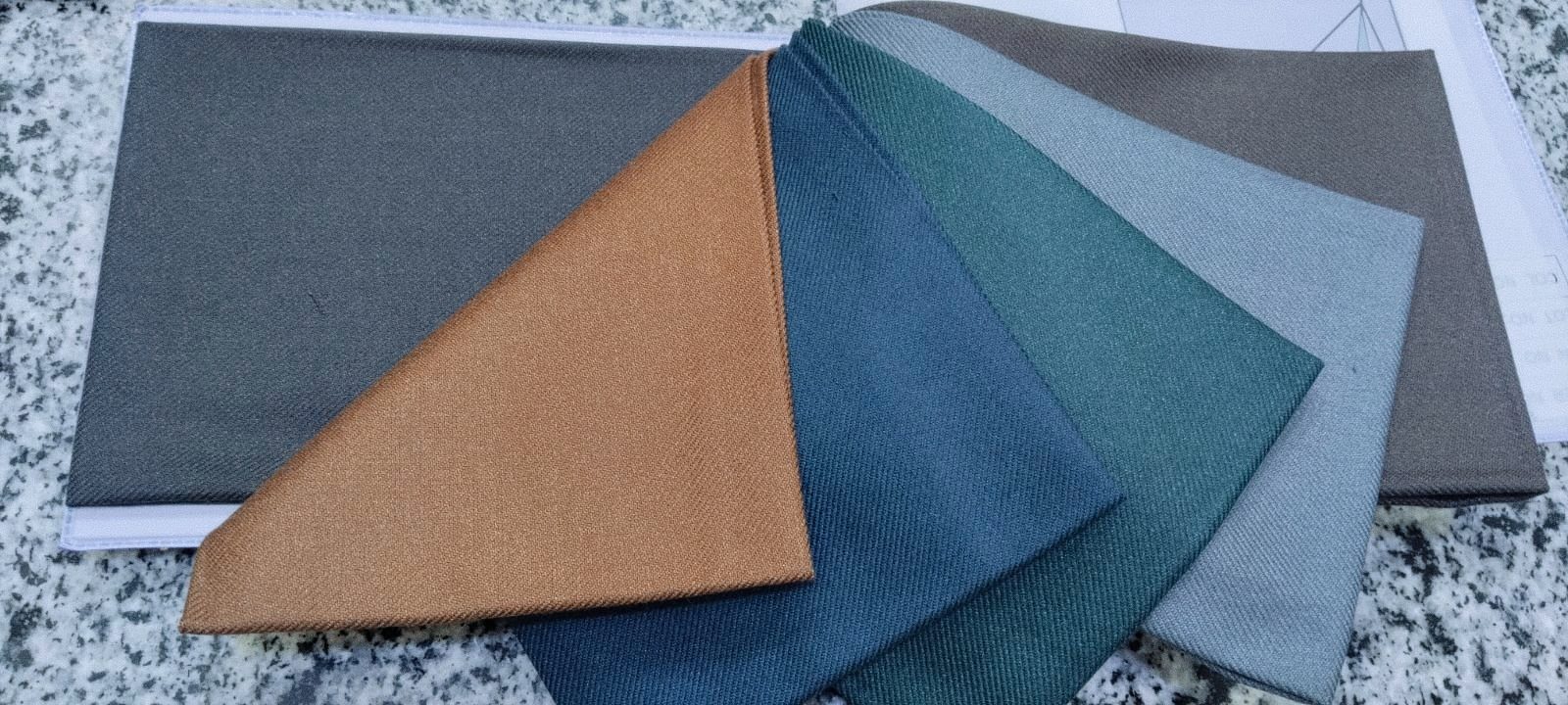 الخيط الملكي — مصغّرة 2